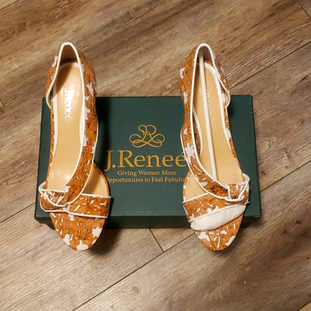 J. Renee Womens high heels size 10 new in box